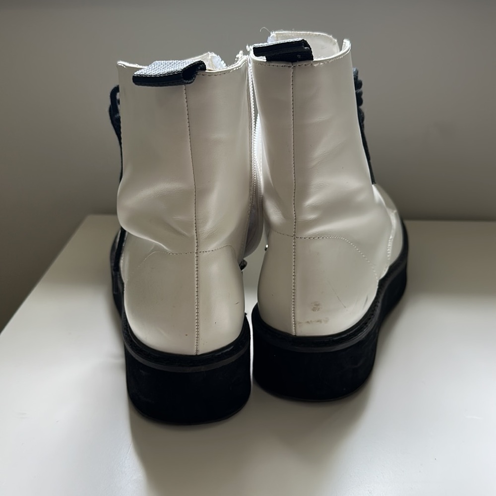 White Lace-Up Boots - Picture 4 of 9